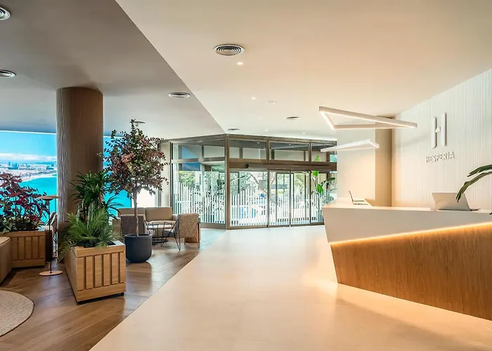 Hesperia Barcelona Sant Just 4* 圣加斯特德斯维尔