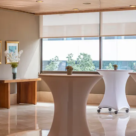 Hotel Hesperia Barcelona Sant Just 4*