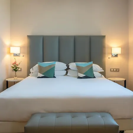 Hesperia Barcelona Sant Just 4*