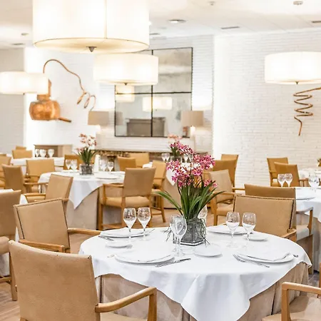 Hotel Hesperia Barcelona Sant Just 4*