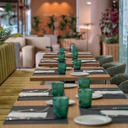 Hesperia Barcelona Sant Just Hotel 4*
