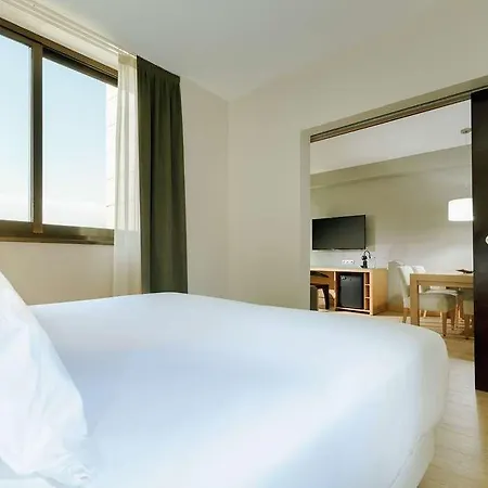 Hesperia Barcelona Sant Just 4*
